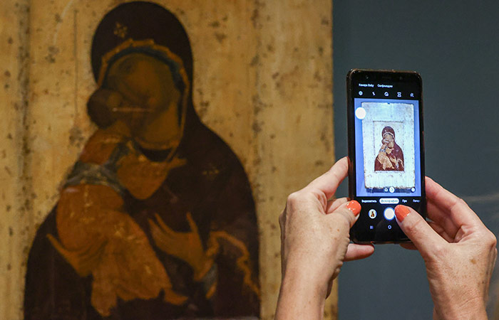 Владимирскую и Донскую иконы из собрания Третьяковской галереи передадут РПЦ