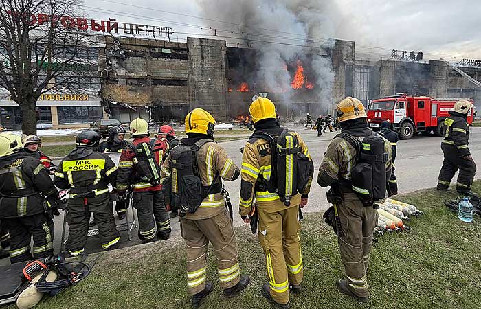 В торговом центре в Калининграде произошел пожар на площади 1 тыс. кв. м