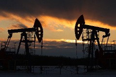 Министры ОПЕК+ проведут в воскресенье встречу по ситуации на нефтяном рынке