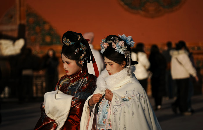 Китай сообщил о готовности продлить безвизовый режим для россиян на год