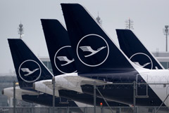 Забастовка бортпроводников в Германии привела к отмене более 500 рейсов