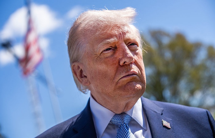 Трамп призвал Иран не взимать плату за проход через Ормузский пролив