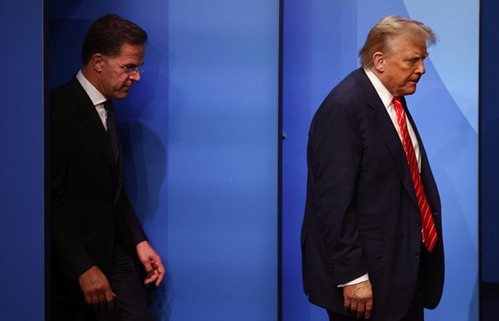 Politico узнало о недавней беседе Трампа с генсеком НАТО на повышенных тонах