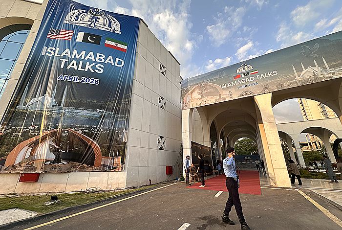 CNN узнал, что Иран и США ведут прямые переговоры в Исламабаде