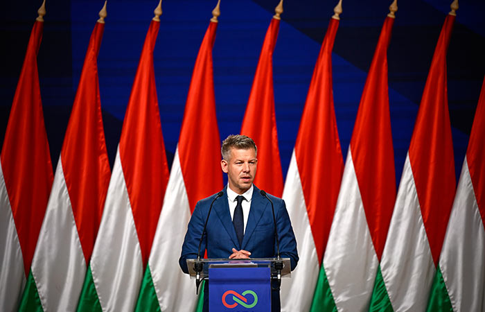 Мадьяр высказался за прагматичные отношения Венгрии с РФ