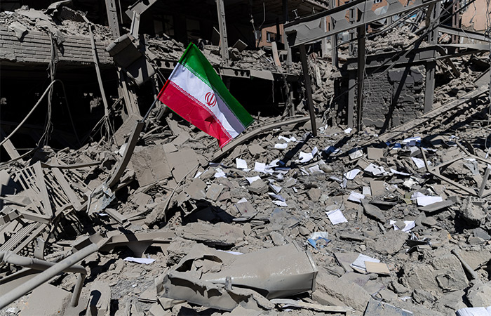 Красный Крест впервые с конца февраля доставил гумпомощь в Иран