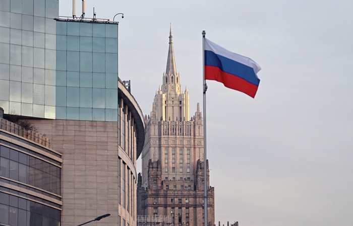 Лавров заявил Аракчи о готовности РФ содействовать урегулированию кризиса вокруг Ирана