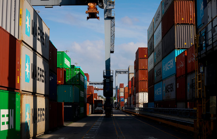 Китай требовал немедленного ухода Maersk и MSC из спорных панамских портов