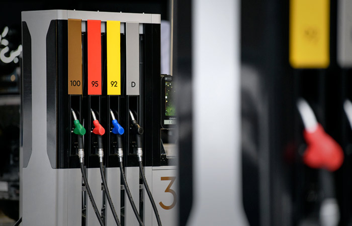 Доля несоответствующего требованиям безопасности бензина на АЗС составляет менее 4%