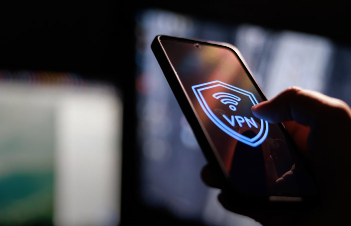 Песков заявил, что не в курсе планов по запрету использования VPN