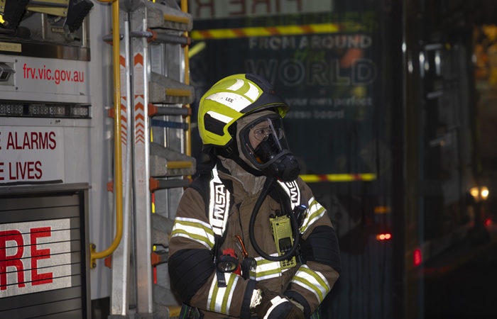 Крупный пожар произошел на НПЗ под Джилонгом в Австралии