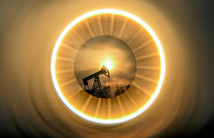 Нефть Brent подешевела до $98,15 за баррель