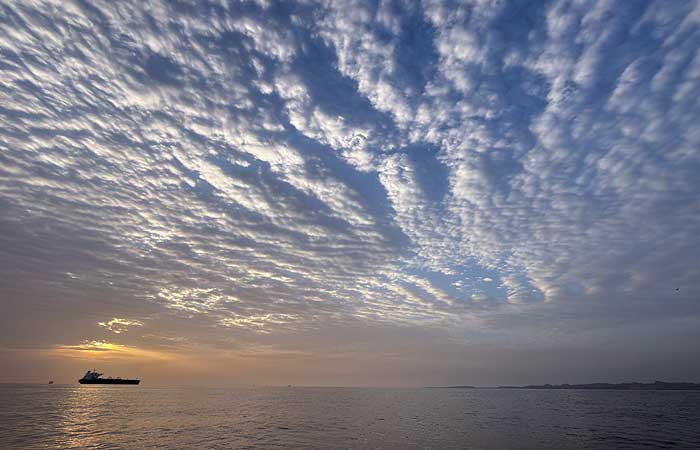 NYT сообщила, что Иран сохранил достаточно оружия для угрозы судоходству в Ормузском проливе