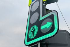 В Москве на четырех участках заработала "зеленая волна" для городского транспорта