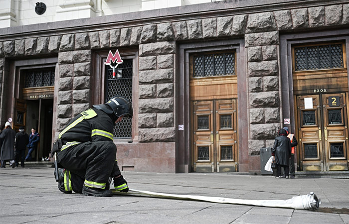Восстановлено движение на всей красной ветке московского метро