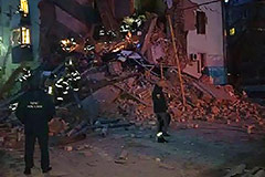 Тела двух человек извлекли из-под завалов разрушенного подъезда в Сызрани