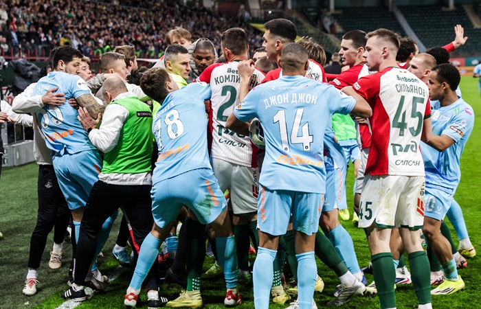 Локомотив и Зенит сыграли вничью в драматичном матче РПЛ