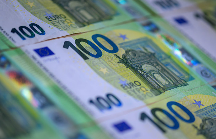 Две трети первого транша кредита Киеву в 45 млрд евро пойдут на оборонные нужды