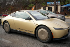 Tesla начала выпуск Cybercab