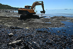 В Туапсе из водоемов убрали 4165 кубометров нефтепродуктов