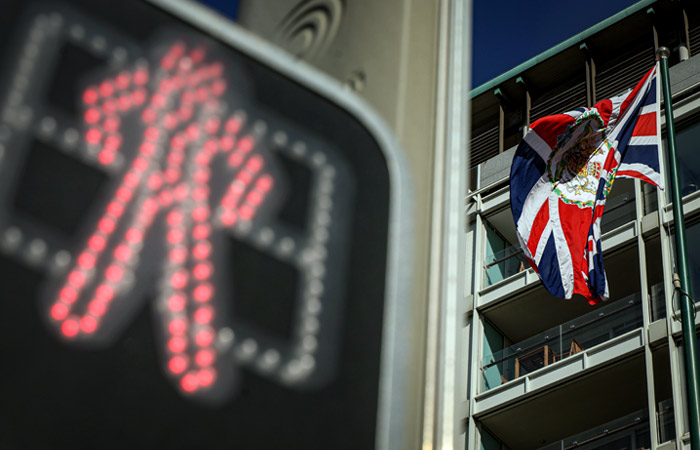 Лондон лишил аккредитации российского дипломата