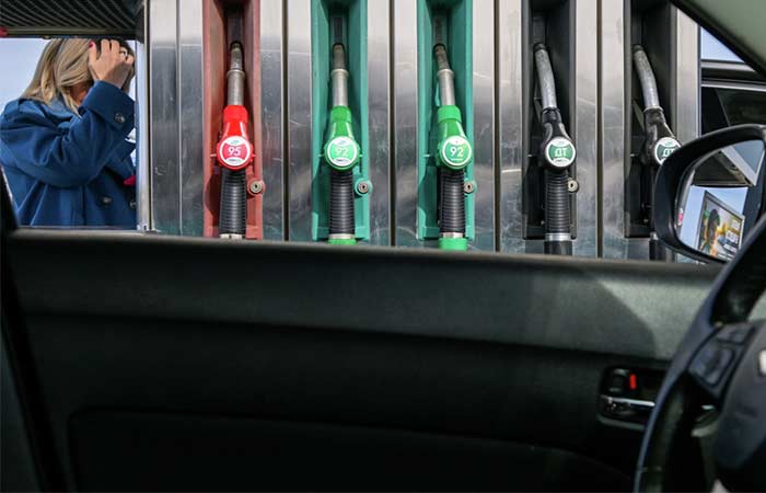 Владельцы крупнейших НПЗ заключат договоры с Минэнерго и ФАС о стабилизации внутреннего рынка