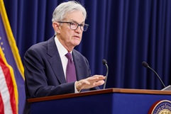 Глава ФРС заявил, что повышенные цены на энергоносители подстегнут инфляцию в США