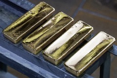 Ограничения на вывоз золота в слитках из РФ вступили в силу с 1 мая