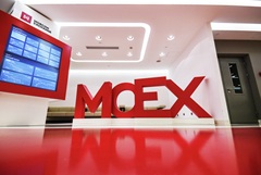 Рынок акций РФ открылся в утреннюю сессию ростом индекса IMOEX2 на 0,2%