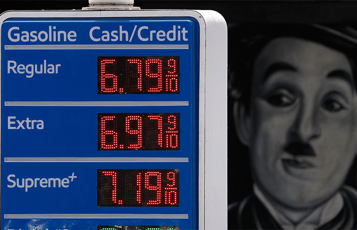 Цена бензина в США превысила $4,5 за галлон впервые с июля 2022 года