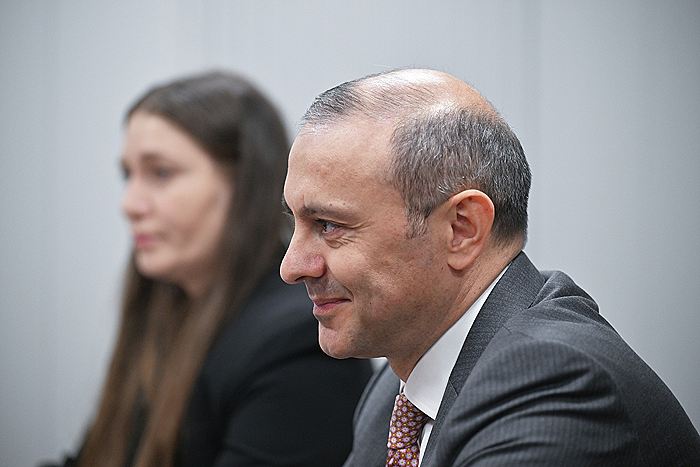Секретарь Совбеза Армении не знаком с антироссийскими угрозами Зеленского в Ереване