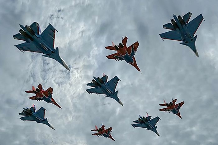 Парад Победы завершился на Красной площади
