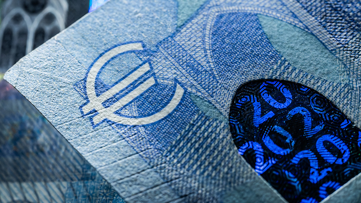 Суд удовлетворил иск ЦБ РФ к Euroclear на 200 млрд евро в полном объеме
