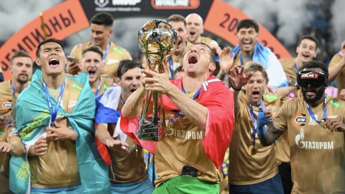 "Зенит" в рекордный 11-й раз стал чемпионом России по футболу