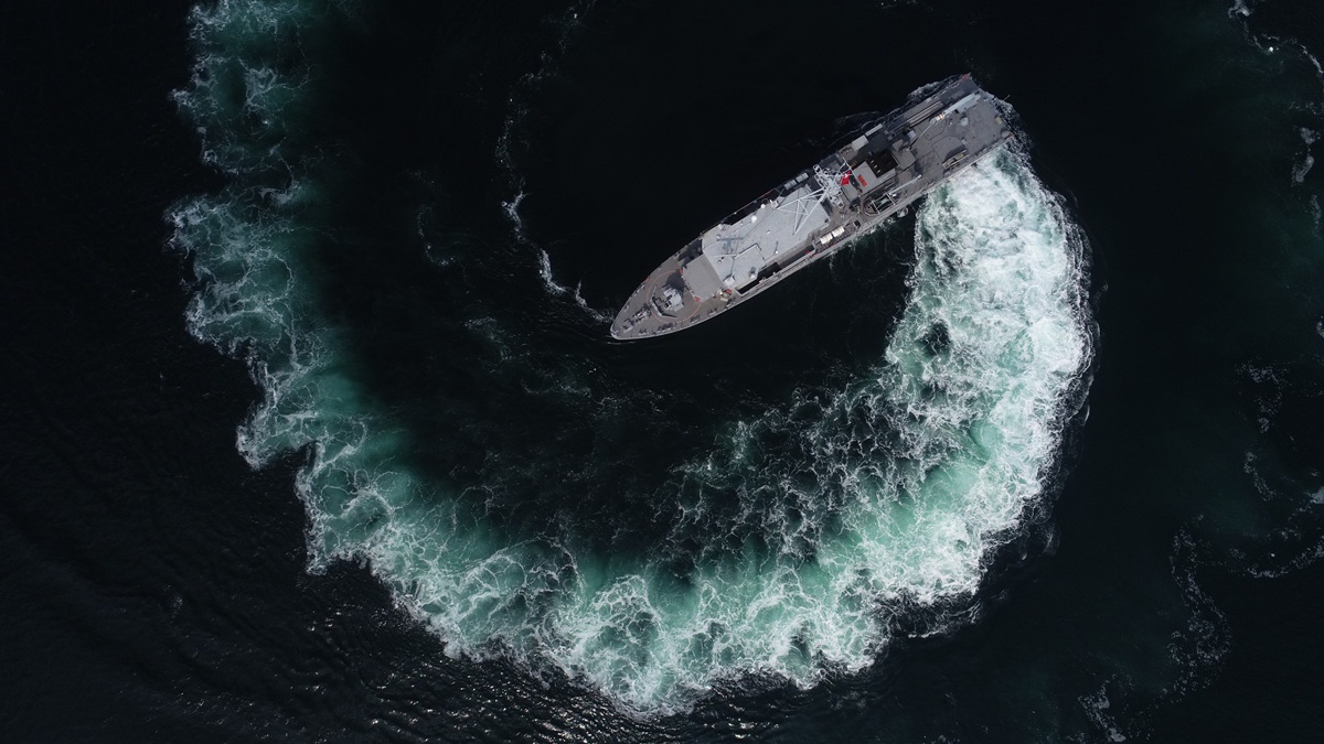 ВМС США обнаружили 10 морских мин в Ормузском проливе
