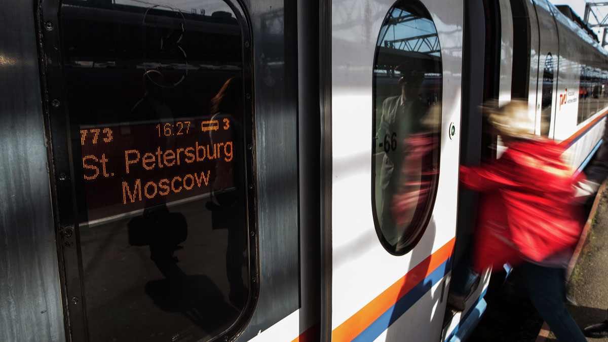Почти 80% билетов в Петербург в дни ПМЭФ-2026 пришлось на поезда