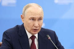 Владимир Путин: "Пока не вижу смысла встречаться с Зеленским"