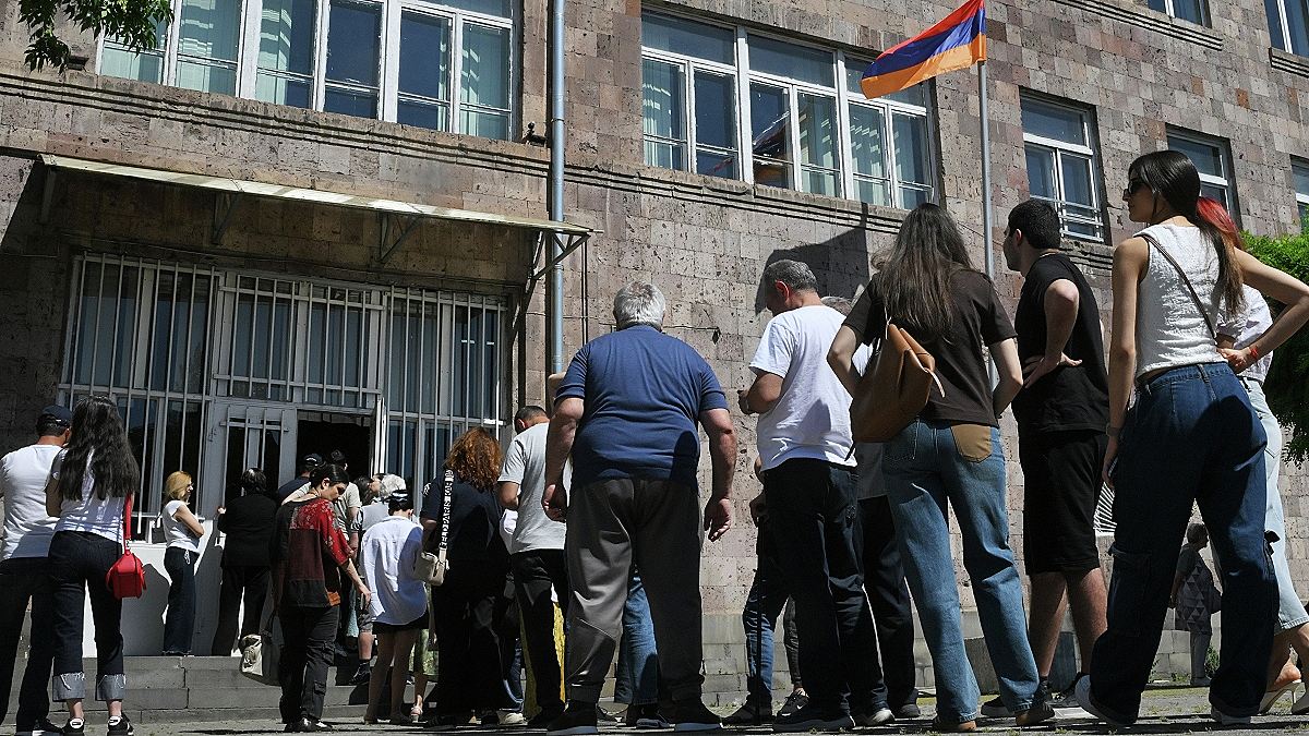 В Армении завершились парламентские выборы