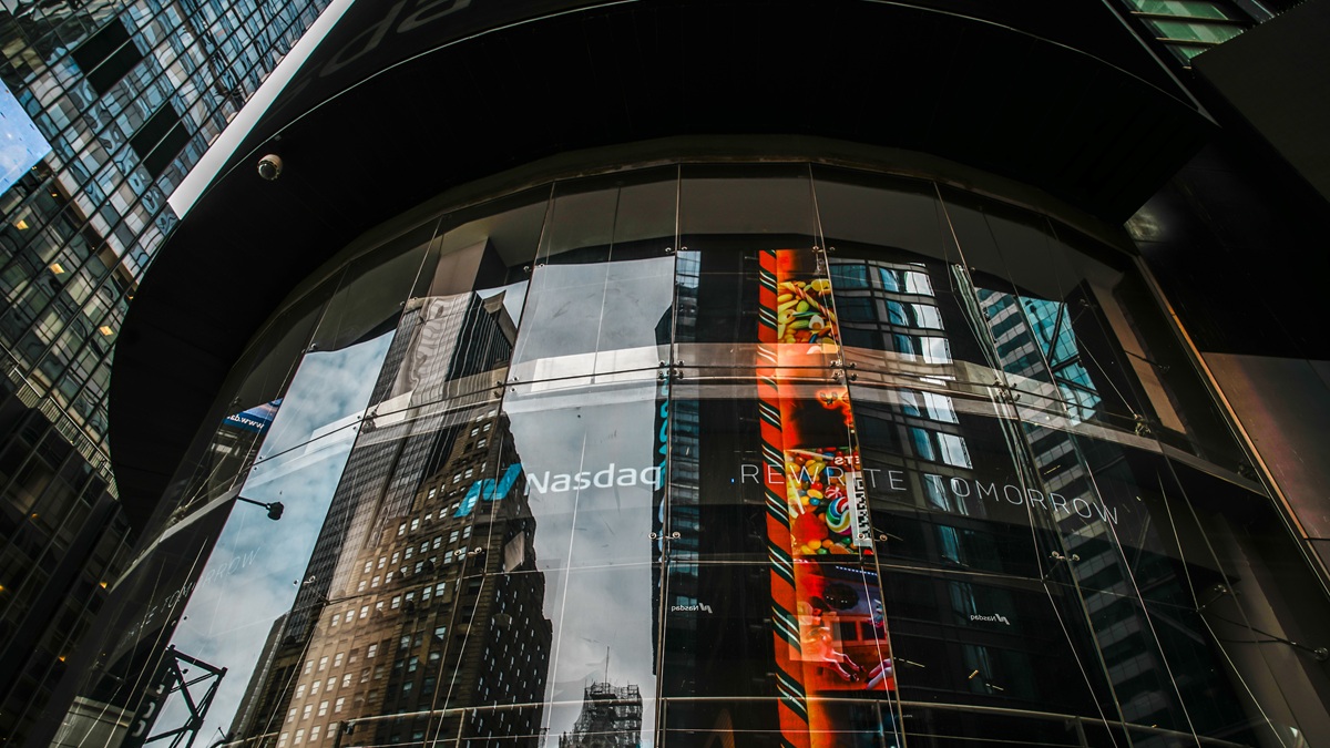 Падение индекса Nasdaq в пятницу было максимальным с апреля 2025 года