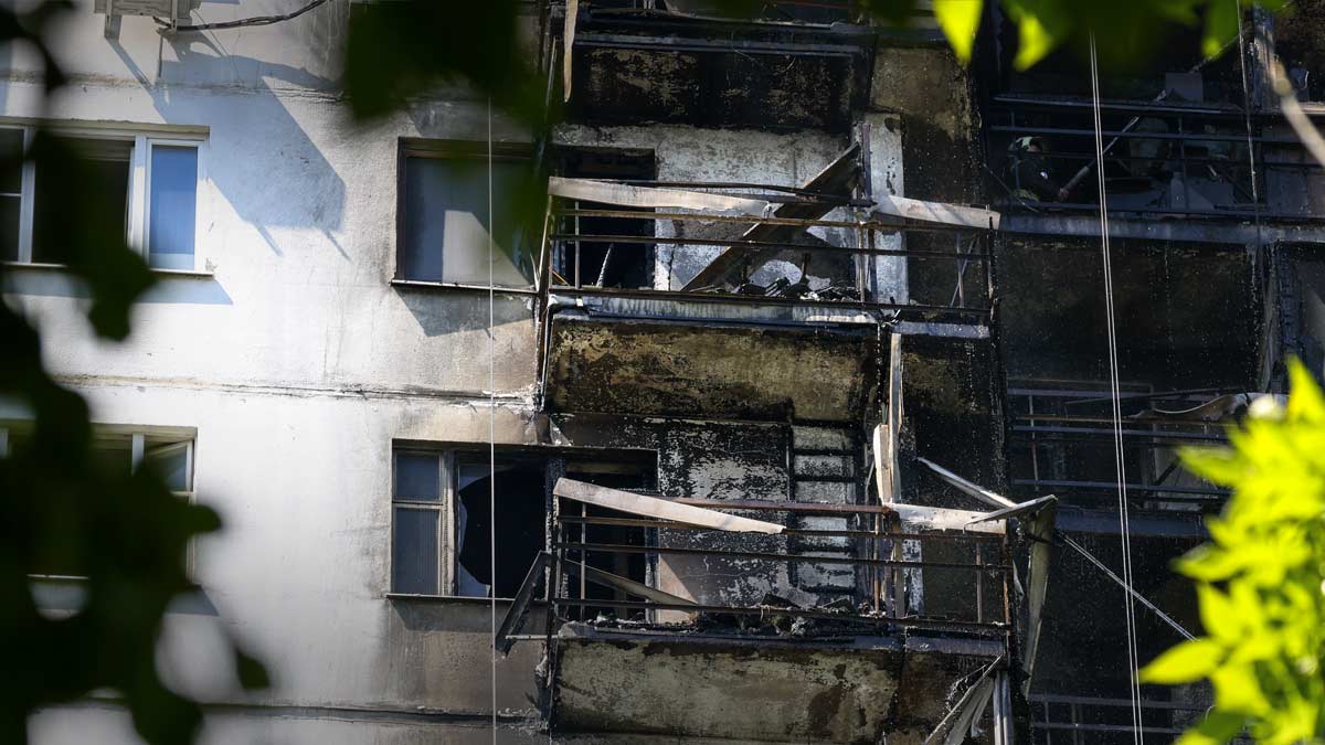 Три человека пострадали при пожаре в районе Солнцево в Москве
