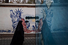 CNN узнал о продолжении диалога США и Ирана, несмотря на недавний обмен ударами