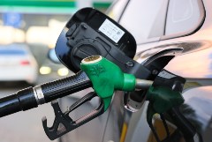 Свободную продажу топлива в пятницу открыли на девяти АЗС в Севастополе