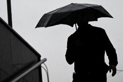 Непогода в Москве продлится до трех часов ночи