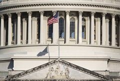 Сенат США отклонил резолюцию о военных полномочиях Трампа в Иране