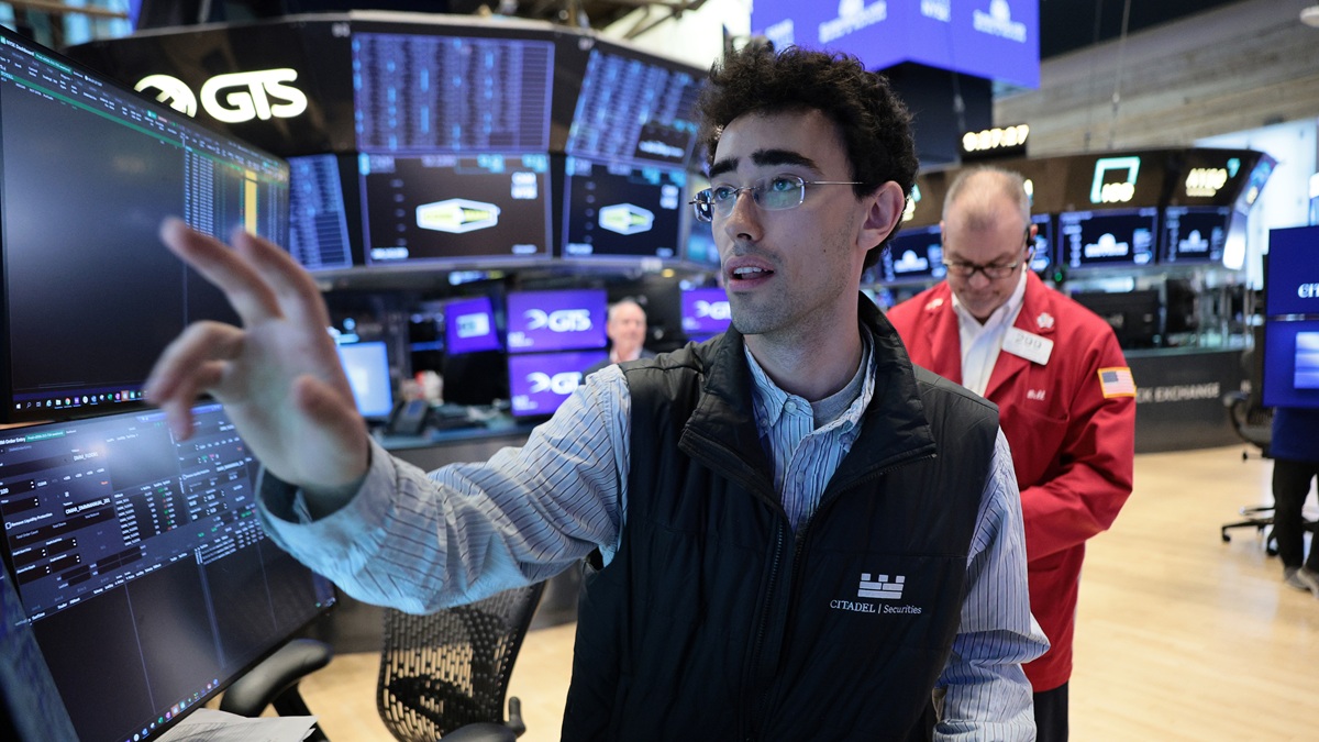 Фондовые индексы США завершили торги в минусе, Nasdaq потерял более 2%