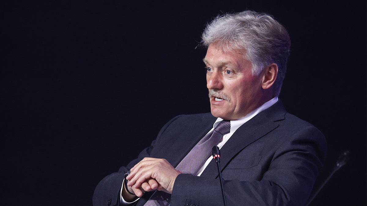 Песков подтвердил обсуждение с другими странами возможного импорта нефтепродуктов