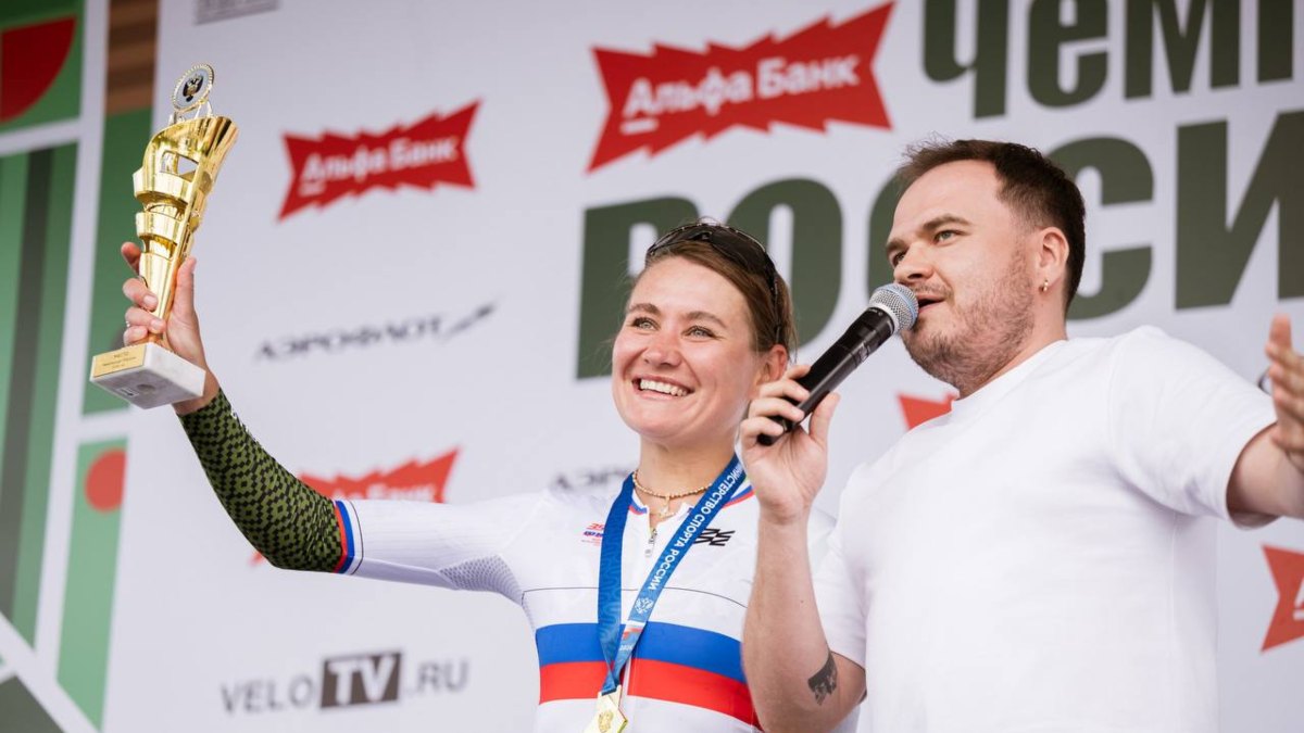 Неожиданная победа: вчерашняя любительница обошла кумира на чемпионате России