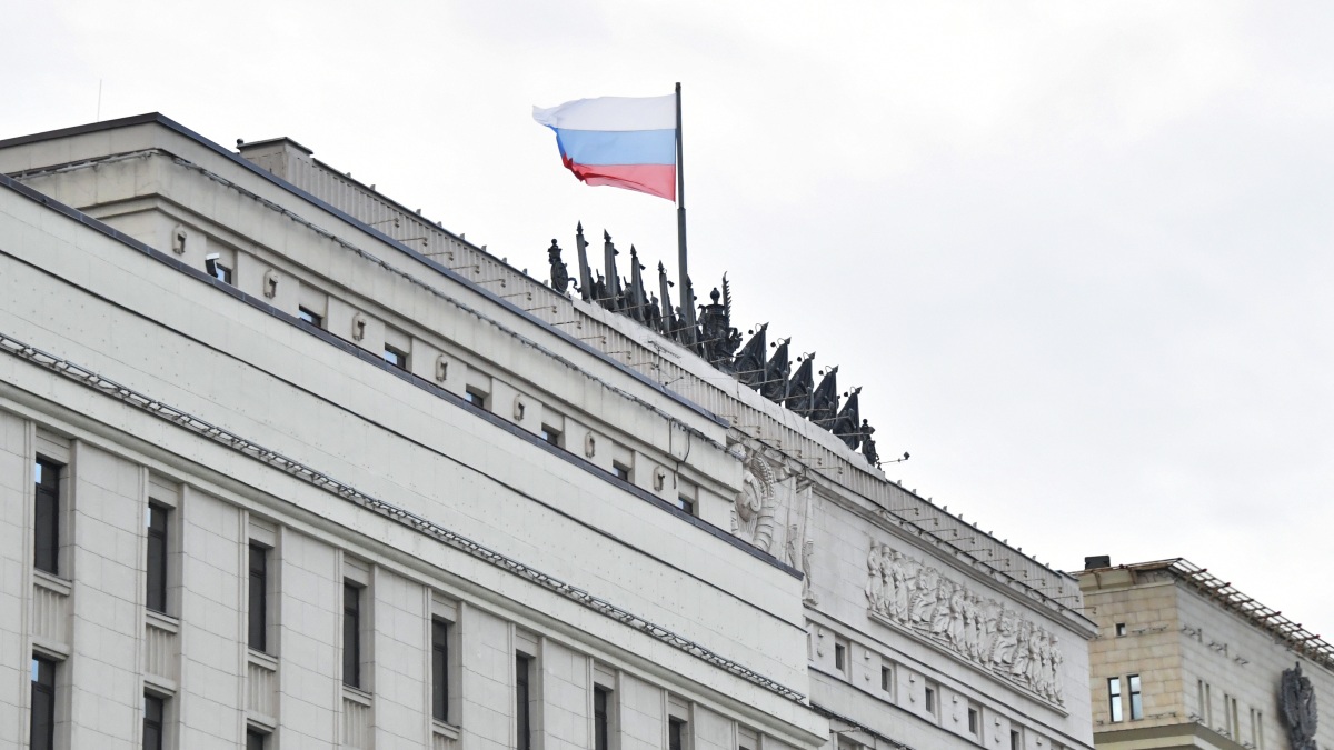 Минобороны РФ заявило об ударе по объектам ВПК и ТЭК в Киеве и области, военным аэродромам Украины