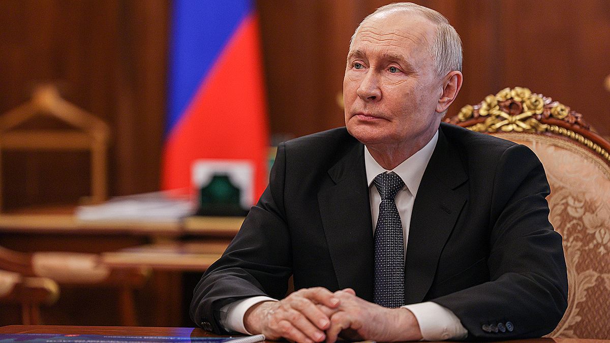 Путин подписал закон о заморозке до 2029 г. снижения лимита выручки на упрощенке для уплаты НДС