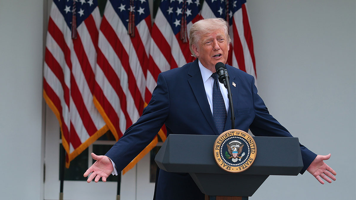 Трамп подтвердил звонок Инфантино с просьбой отменить отстранение игрока сборной США